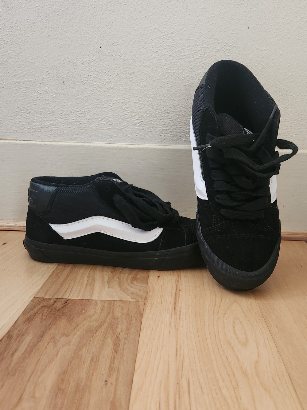 Vans Black and White Half Cab Skate Sneakers - Men